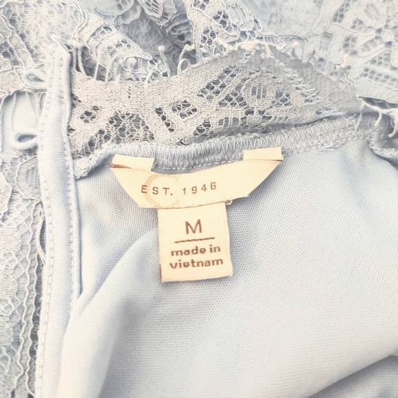 🪻Est 1946 Crochet Top Light Blue - Picture 9 of 11